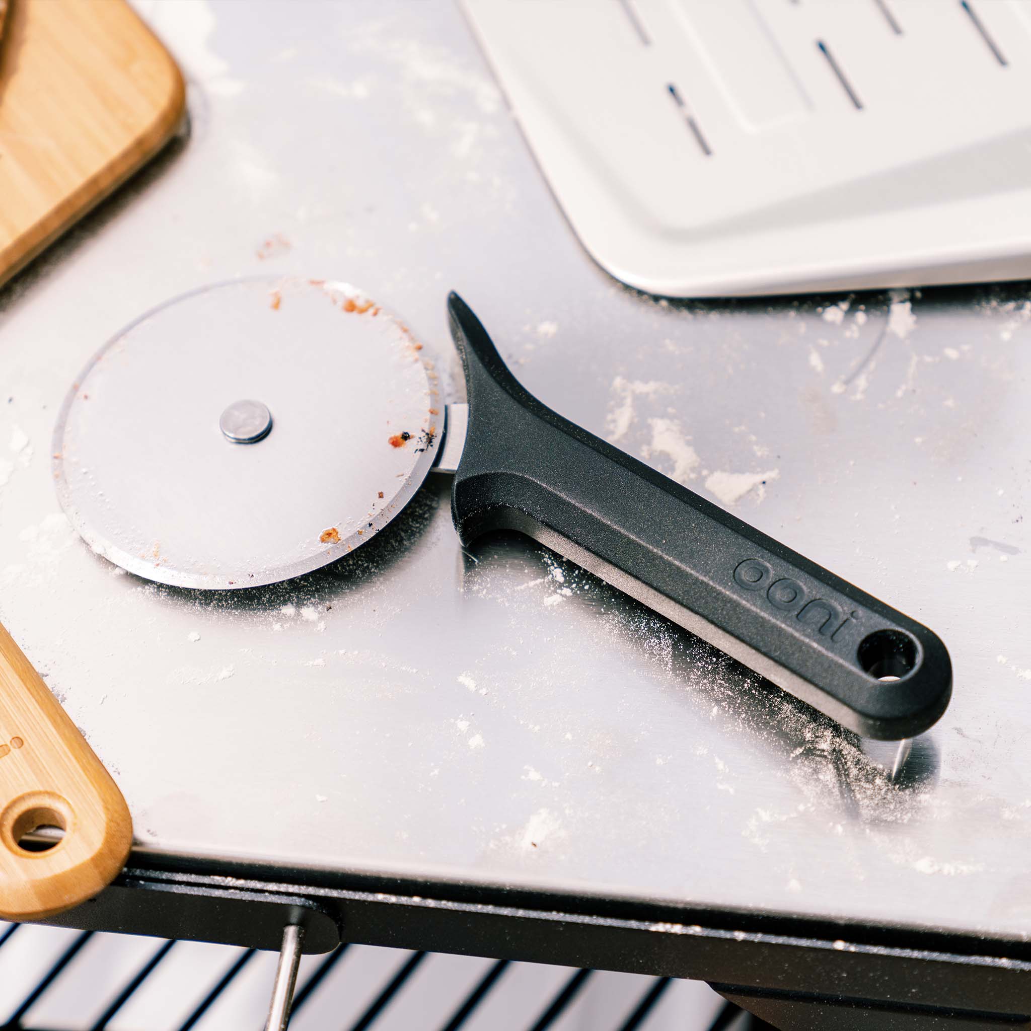 Ooni Professional Pizza Cutter Wheel - Ø4.4″ - Image 4