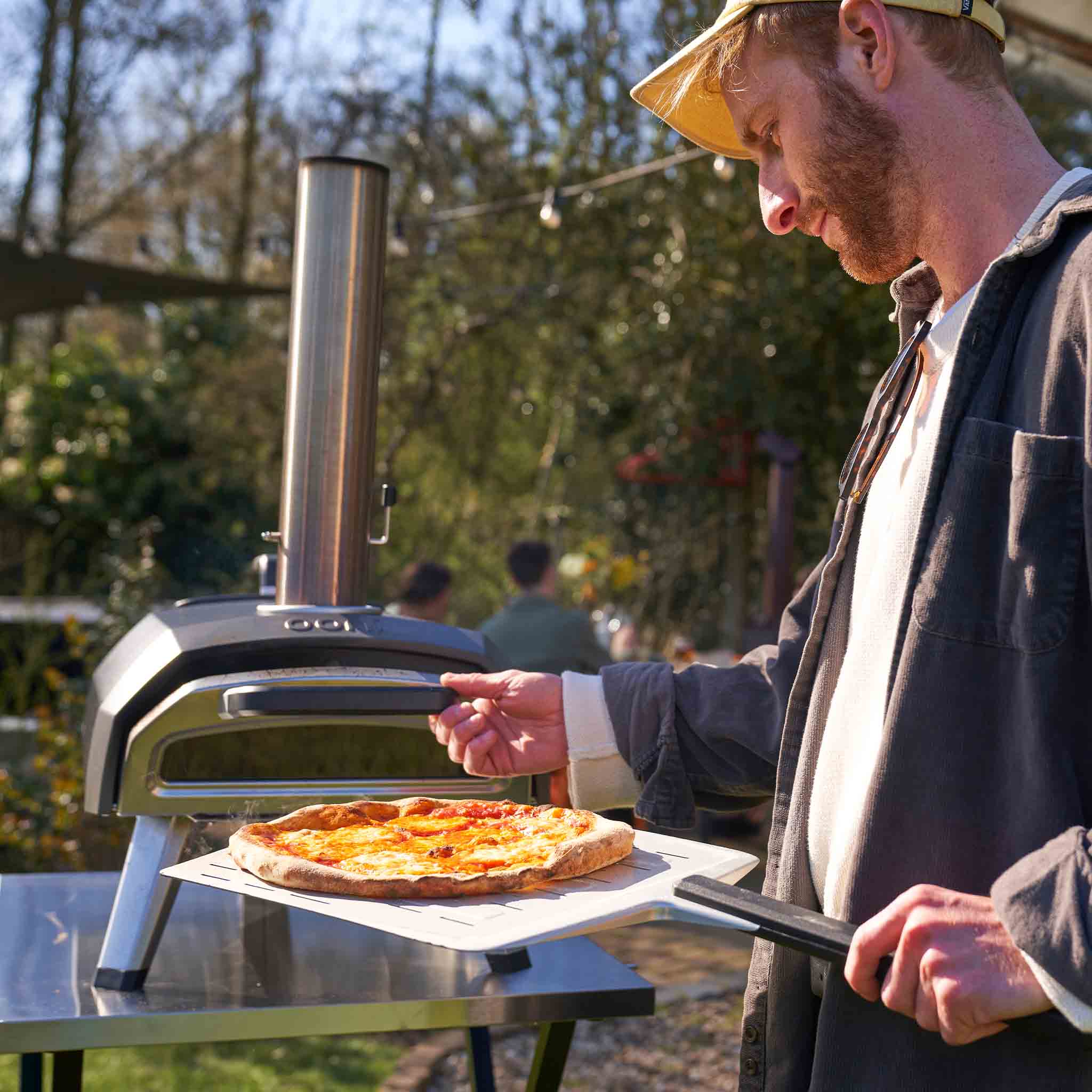 Ooni Karu 2 Multi-Fuel Pizza Oven- 2nd Generation - Image 2